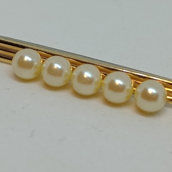 * vintage Krementz faux pearl gold tone bar pin brooch - Picture 3 of 8